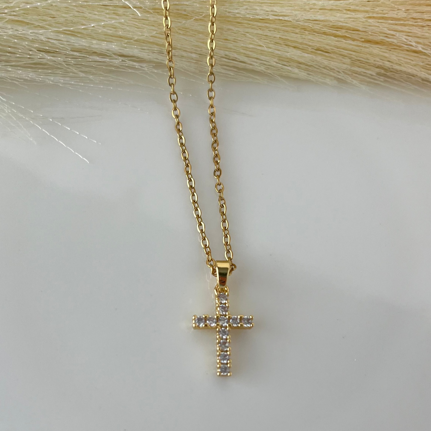 Fe Necklace