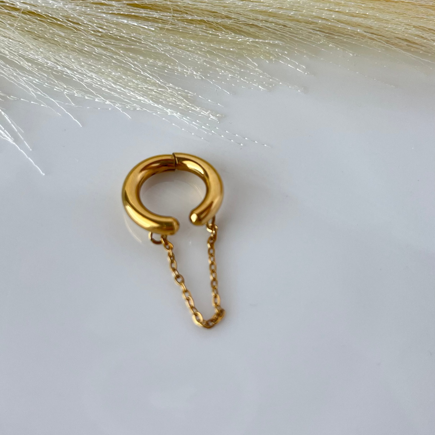 Iris Earcuff