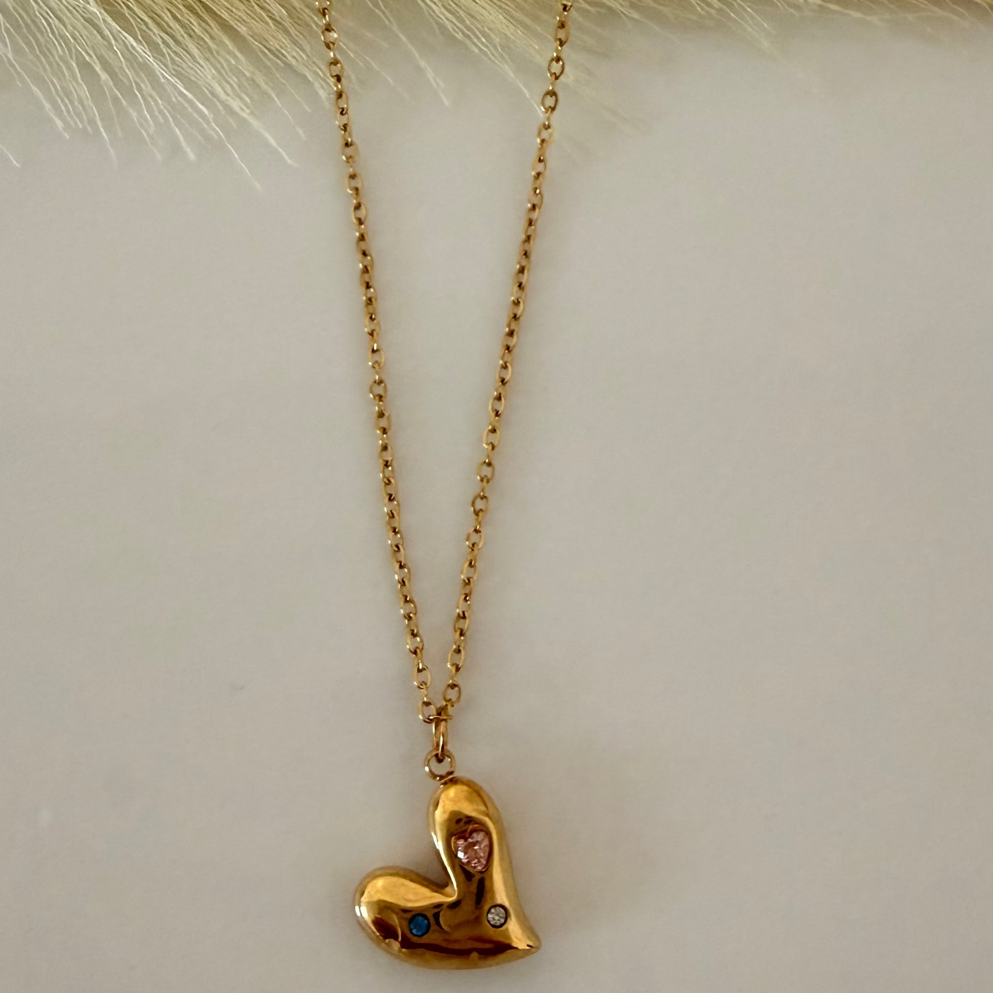 Vivi Necklace