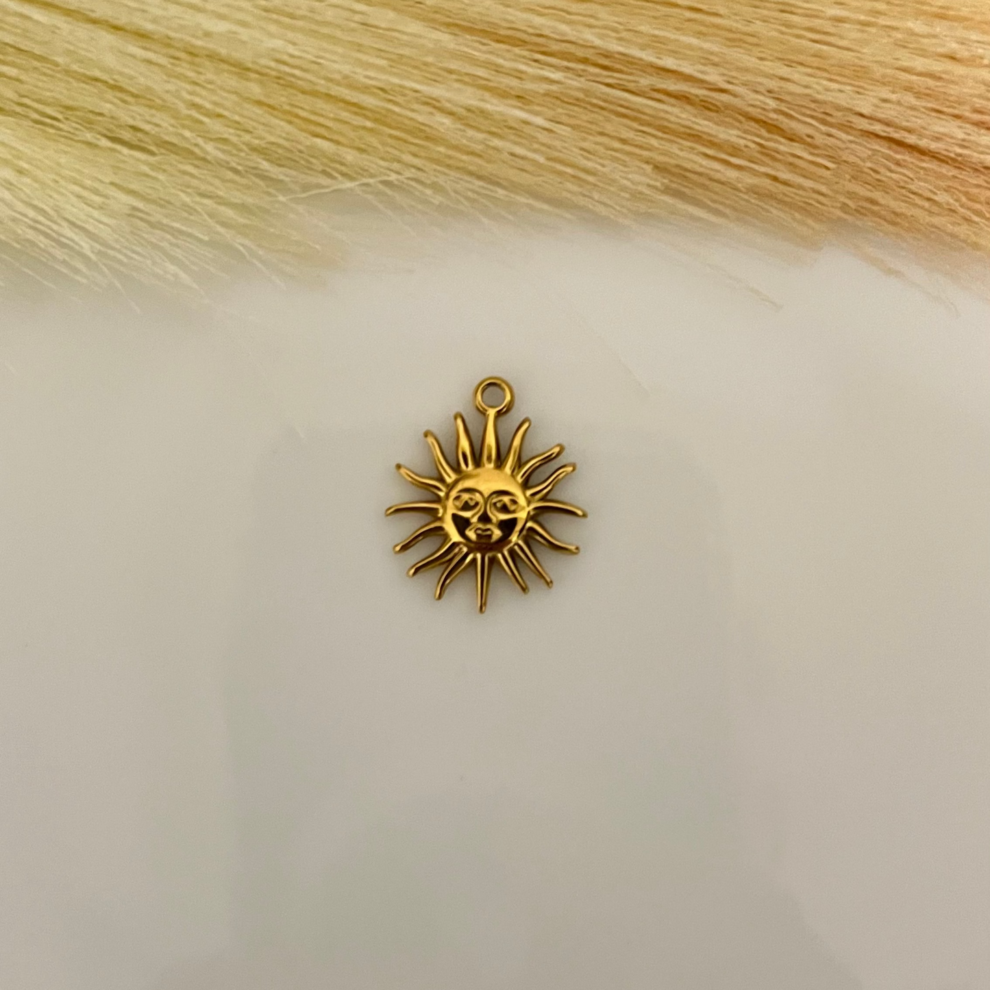 Solecito Charm