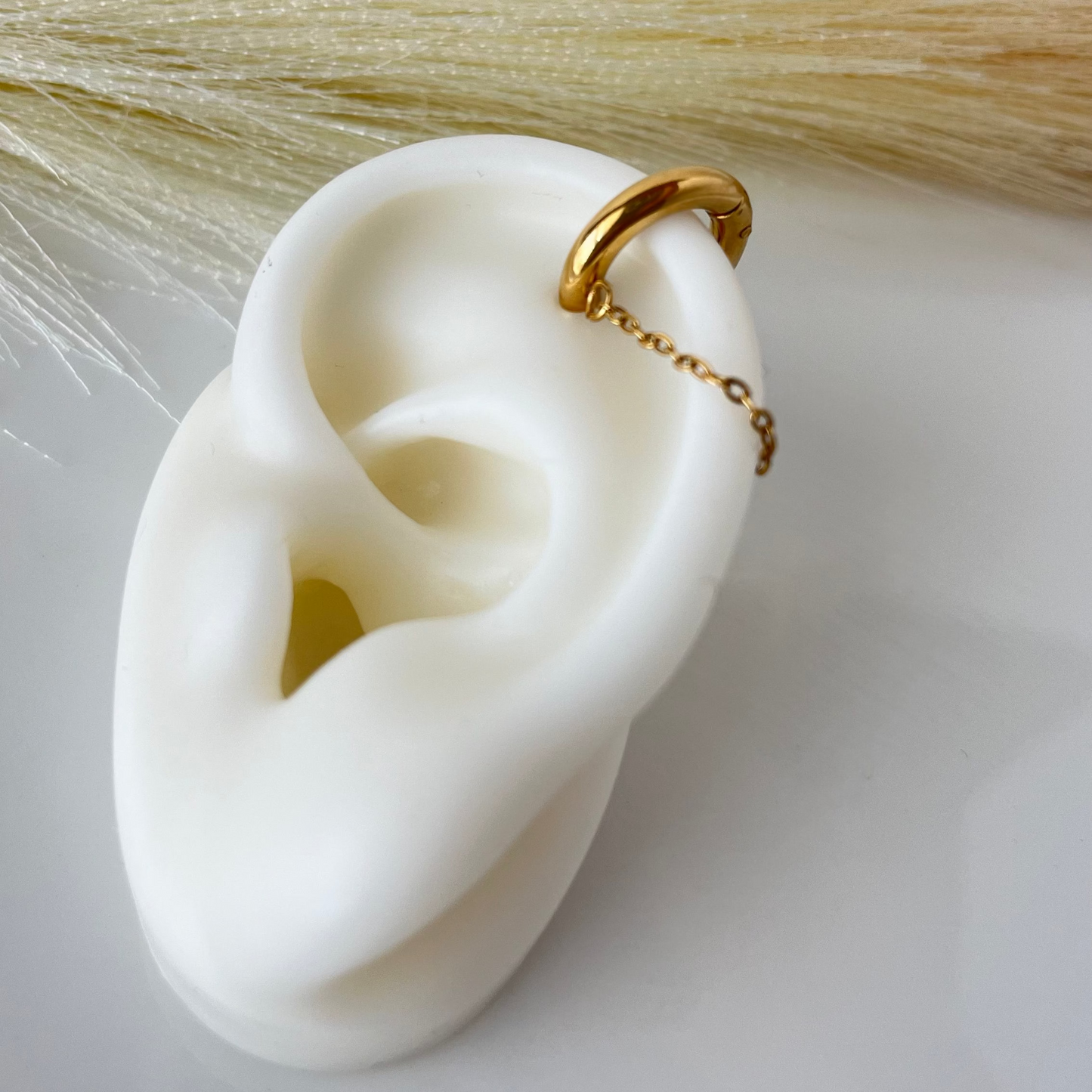 Iris Earcuff