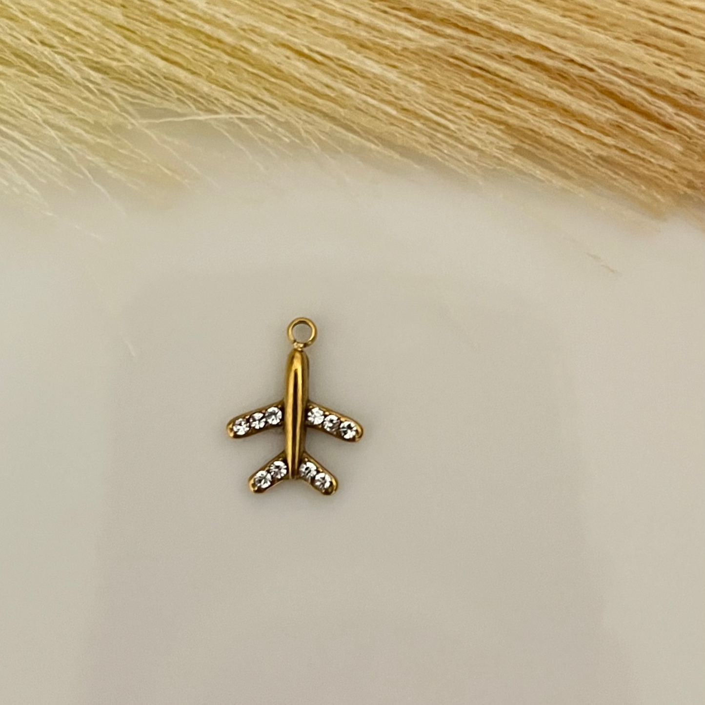 Avion Charm