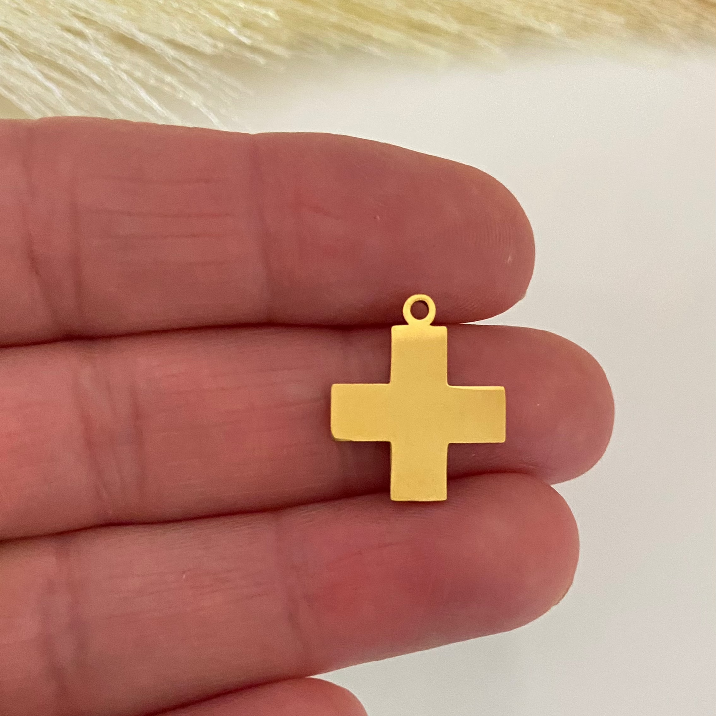 Valencia Cross Charm