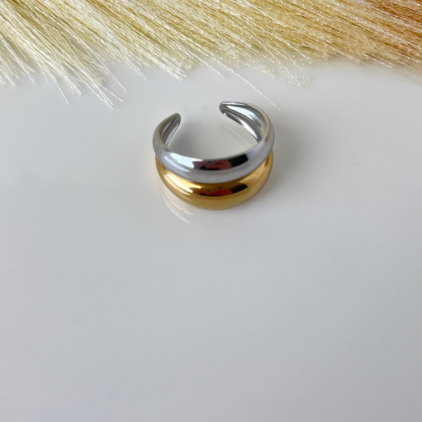 Michell Ring