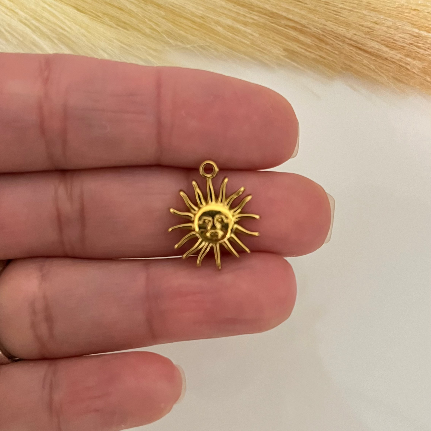 Solecito Charm