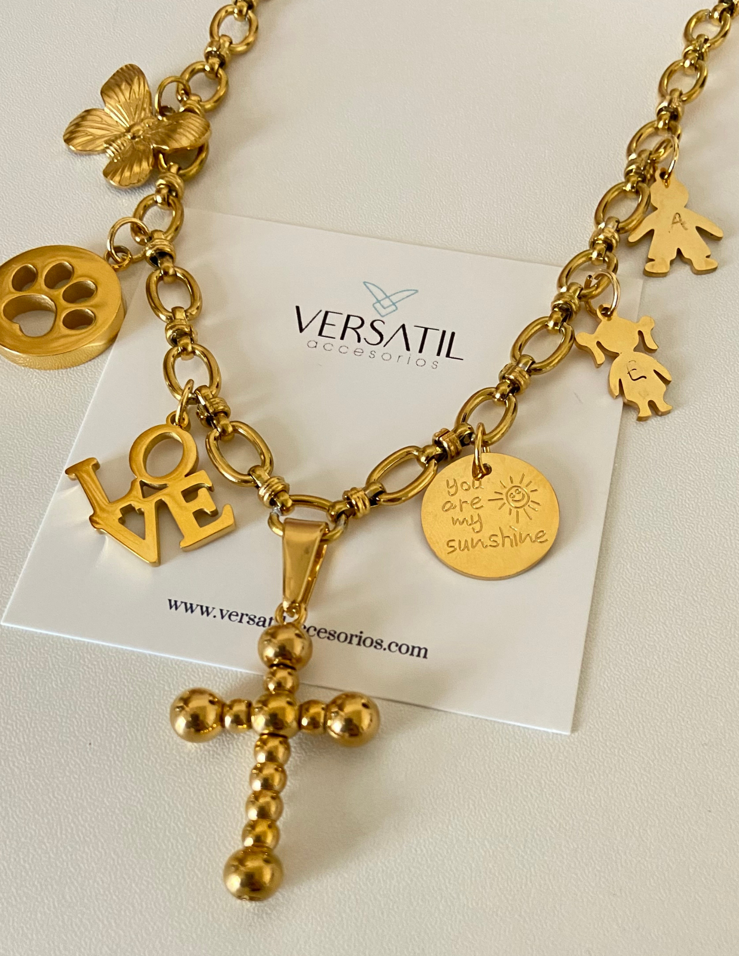CHARM BAR