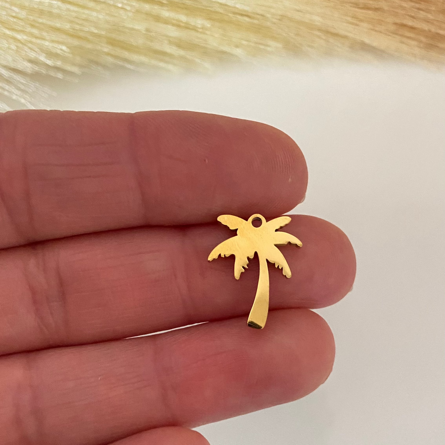 Palmera Charm