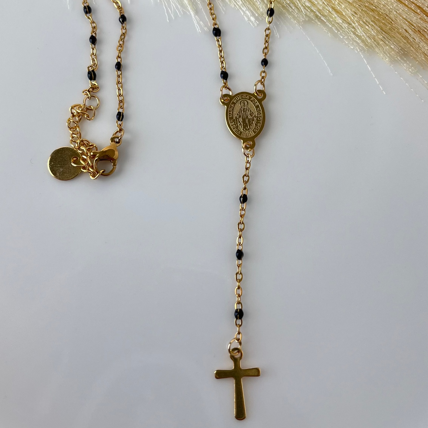 Mila Rosario Necklace