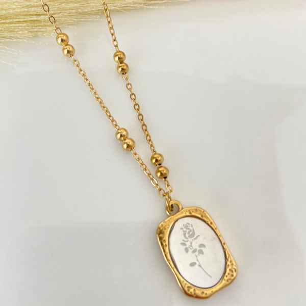 Violetta Necklace